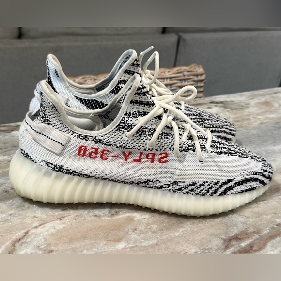 Men’s ADIDAS Yeezy Boost 350 V2 Sneakers- Size 12 - Picture 3 of 12